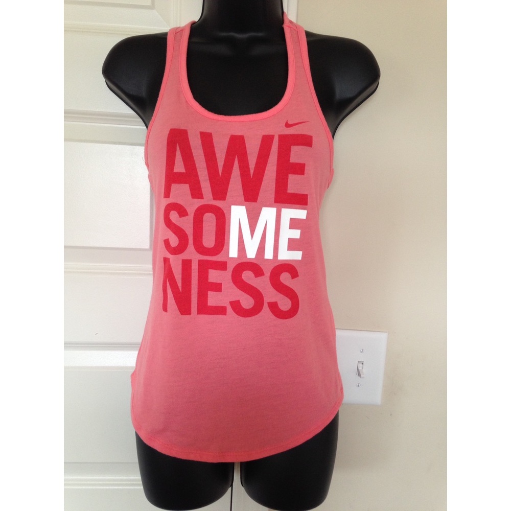 👠Nike ( The Nike Tee) Dri Fit Tee Sz XS Coral